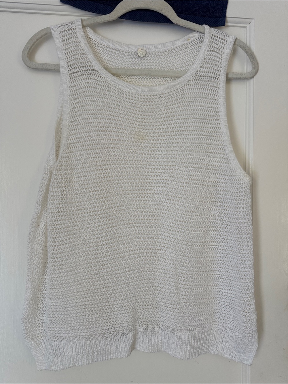 Margaret O'Leary White Open-Knit Sleeveless Tank